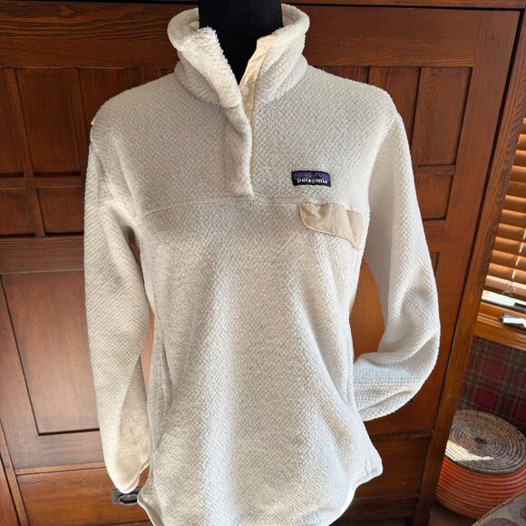 Patagonia Women's Re-Tool Snap-T® Pullover in Raw Linen - White X-Dye Size Large - Picture 1 of 10